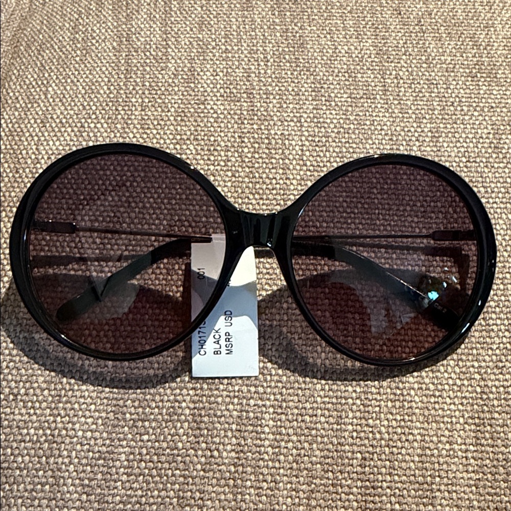 Chloe Black and gold-tone Oversized Sunglasses - Picture 5 of 10